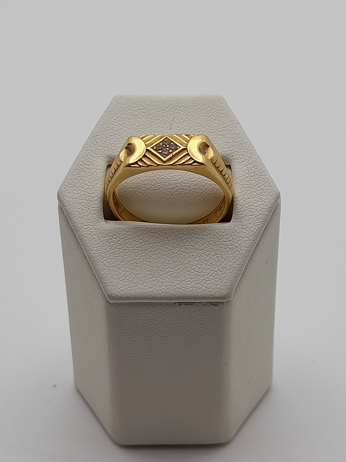 22ct,5g,Size V,Rectangle Signet Ring