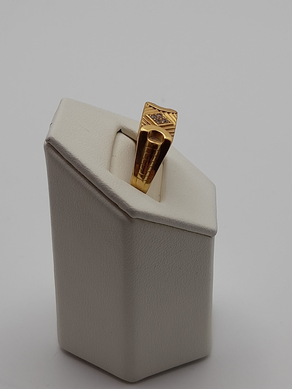 22ct,5g,Size V,Rectangle Signet Ring