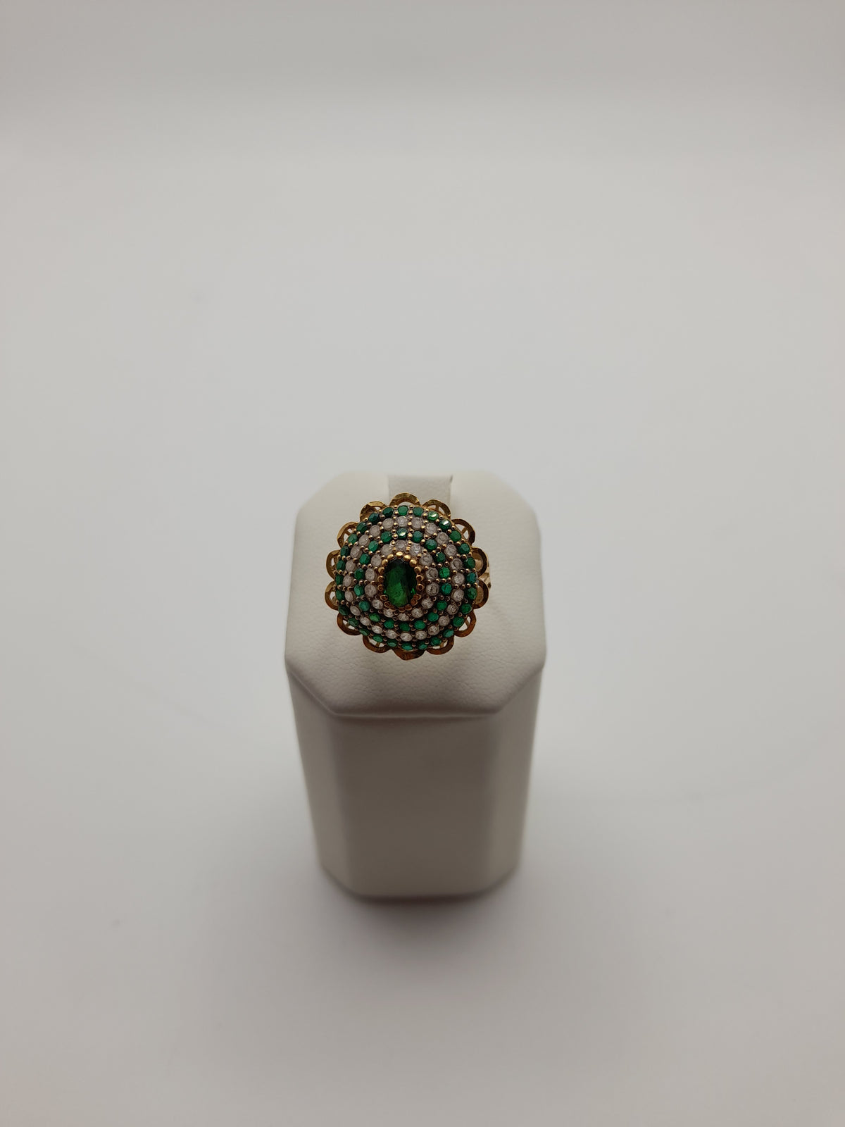 22ct,5g,Size N,Green And Clear Cluster Ring