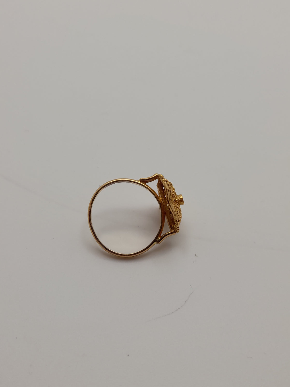 21ct, 3.8g,Size N, Gold Ring