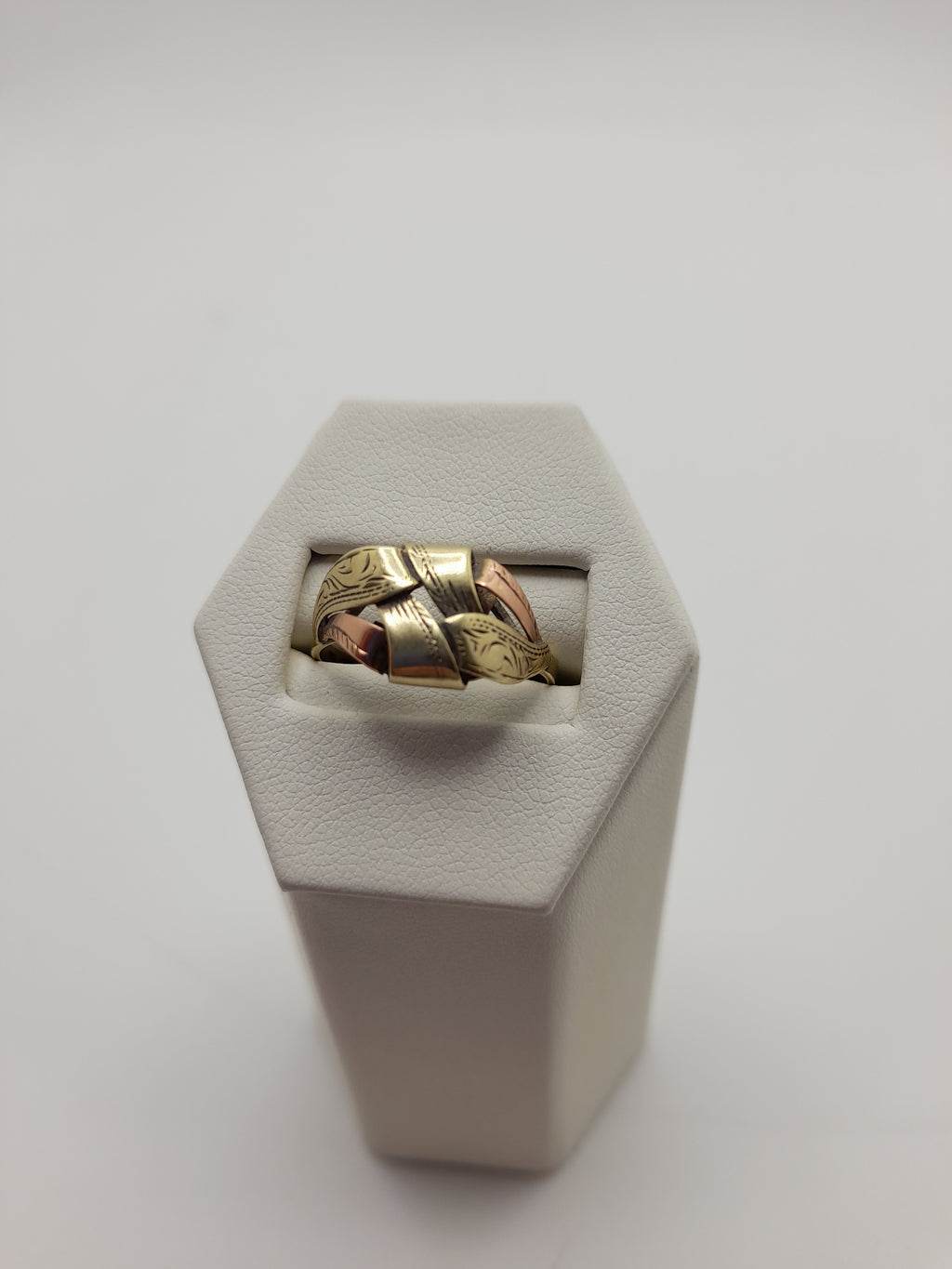 14ct,3.1g,Gold 'Knot' Ring