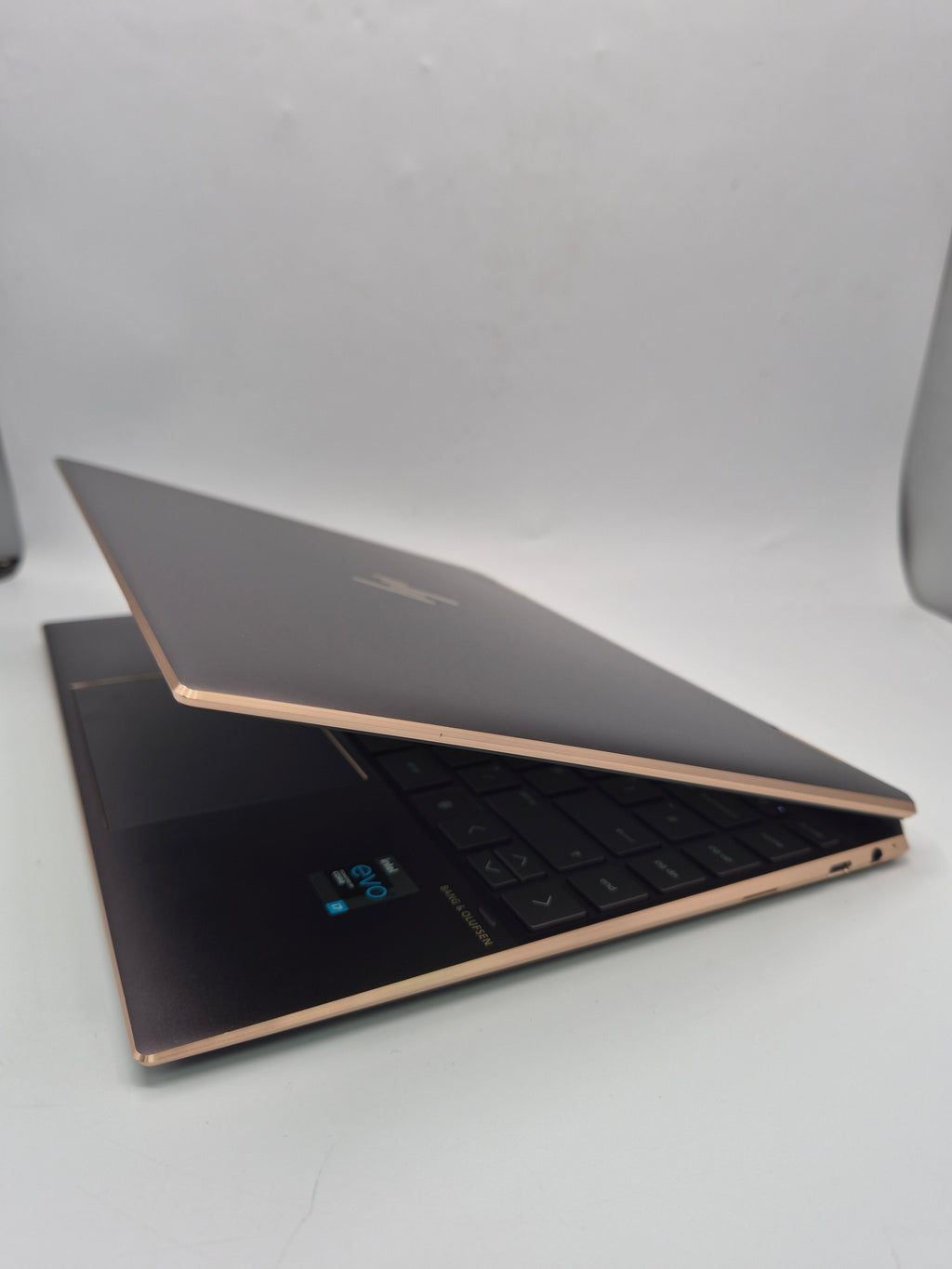 HP spectre x360 laptop 512GB Rose gold, Grade - B