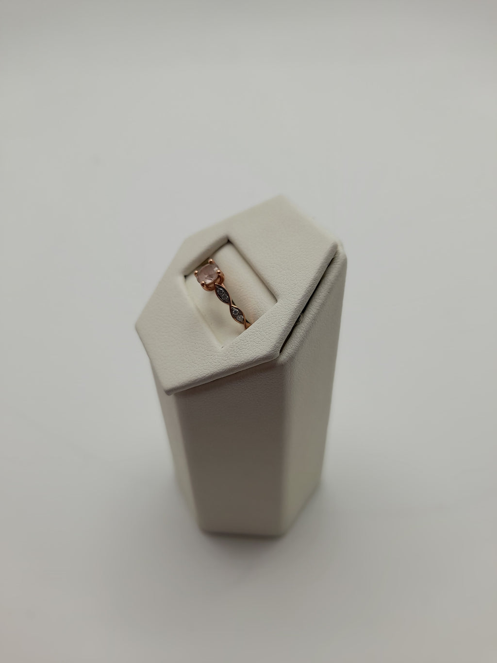 9ct,1.6g,Size I,Pink Stone Gold Ring
