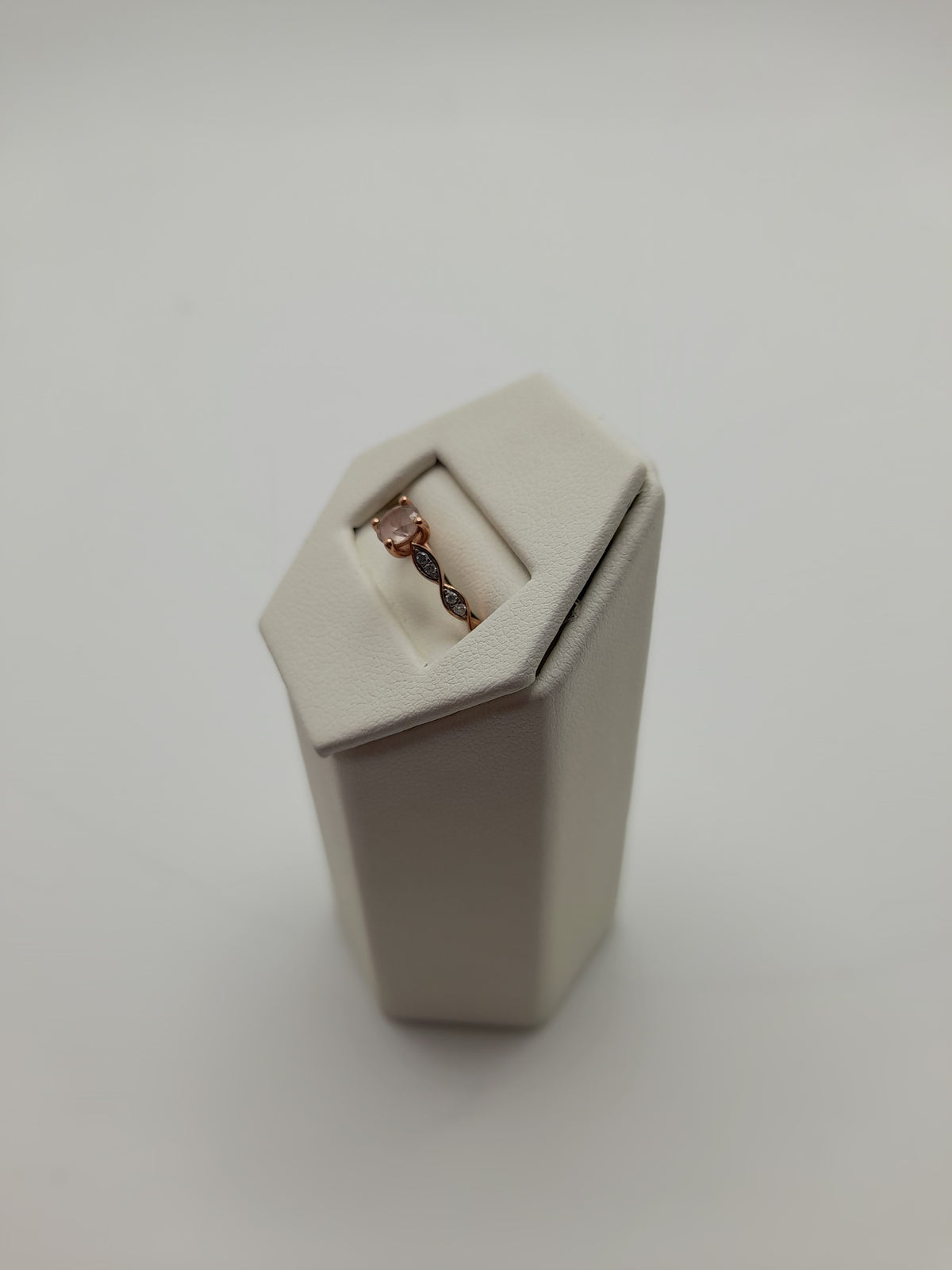 9ct,1.6g,Size I,Pink Stone Gold Ring