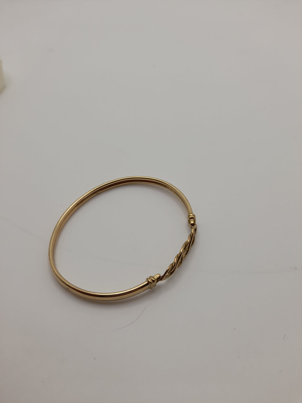9ct,4.4g, 'Knot' Gold Bangle