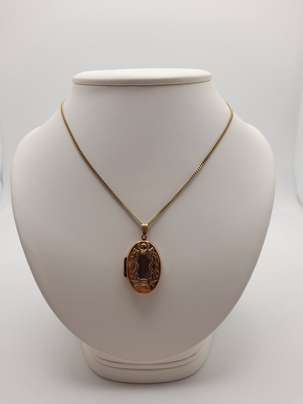 9ct 'Celtic' Locket With 14ct Gold Chain ,9.2g