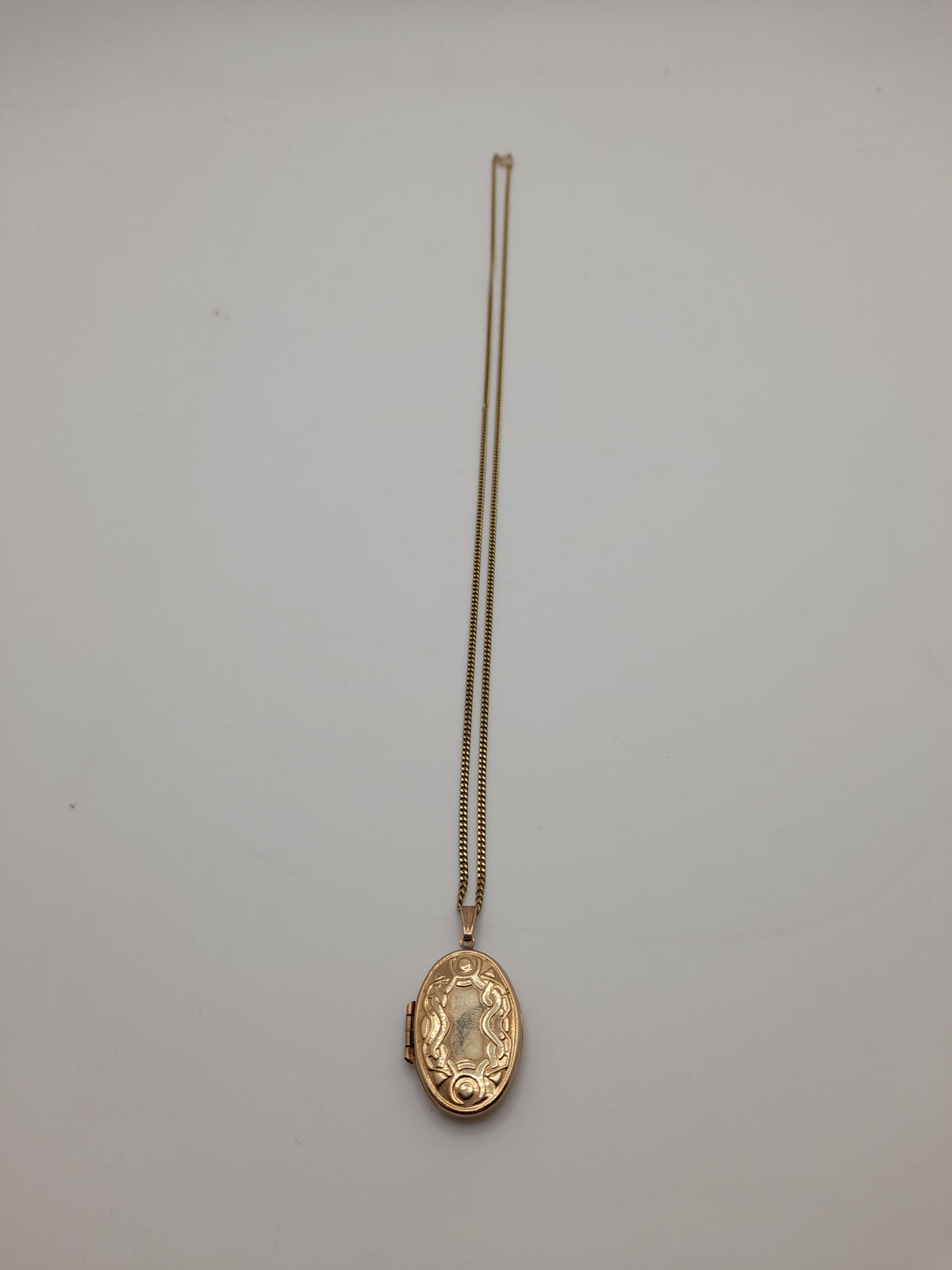9ct 'Celtic' Locket With 14ct Gold Chain ,9.2g