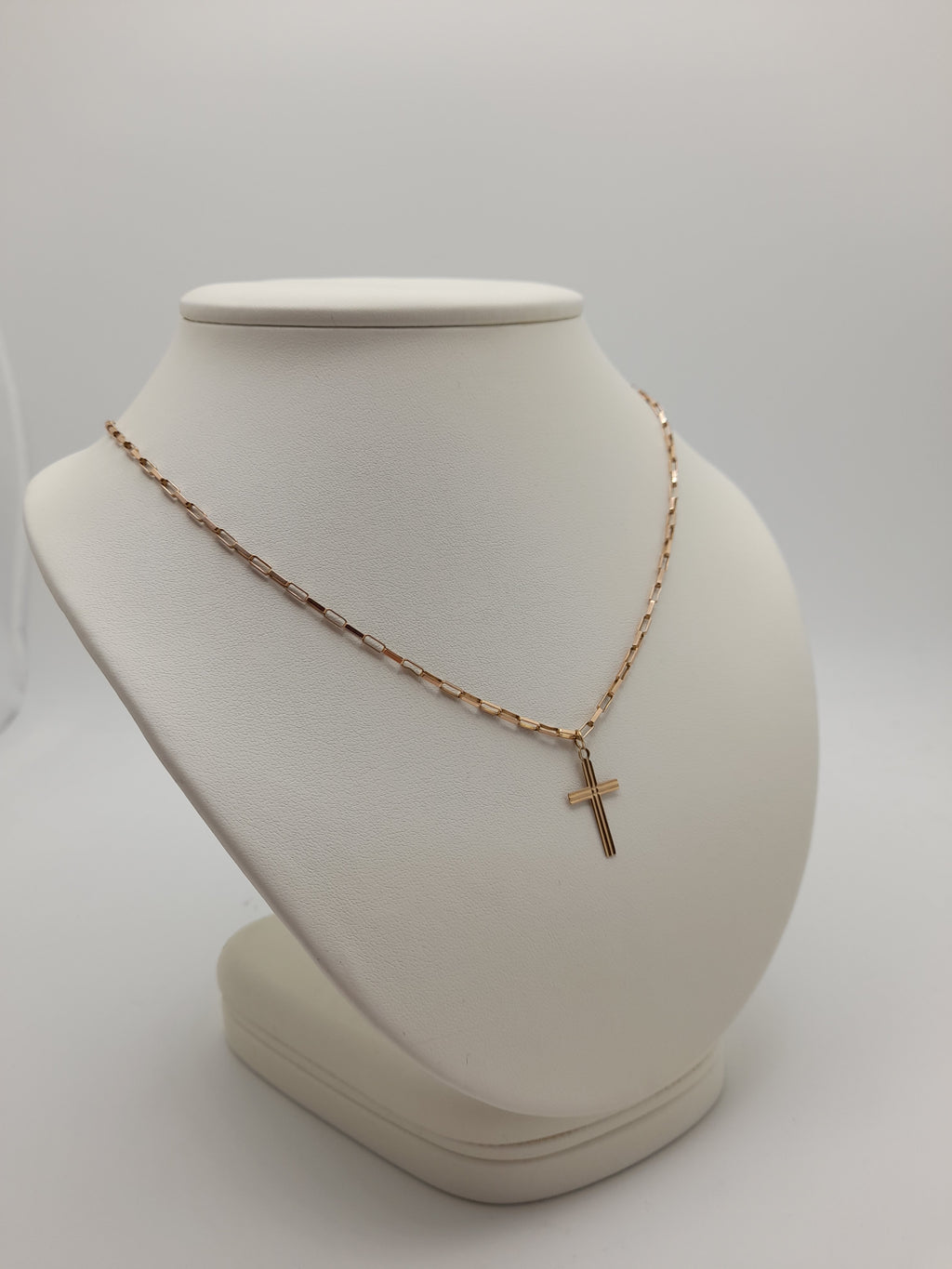 9ct,4.4g,Gold Cross Chain