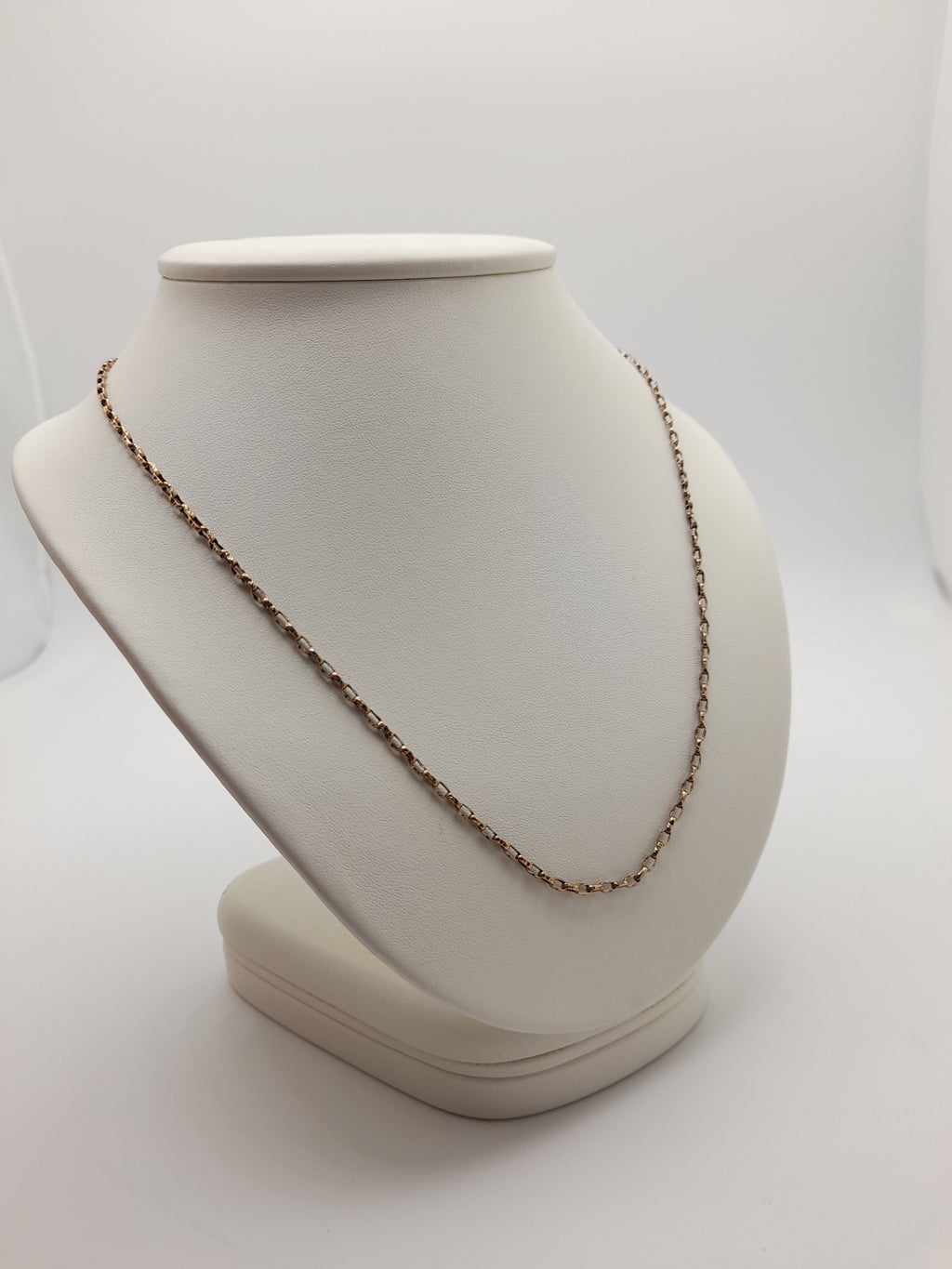9ct,2.3g,Box Gold Chain