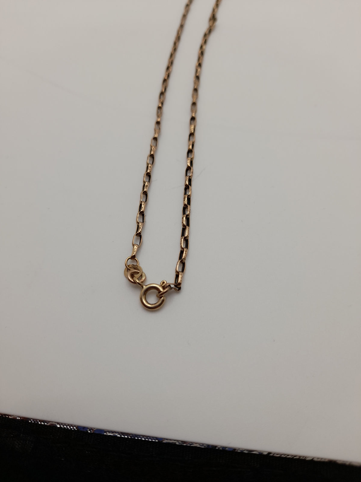 9ct,2.3g,Box Gold Chain