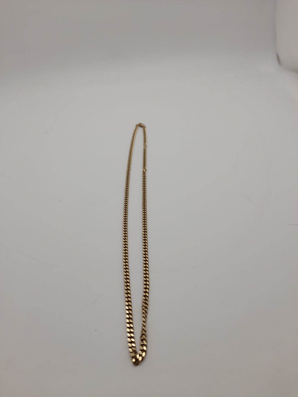 9ct,16.3g,Medium Length Gold Chain