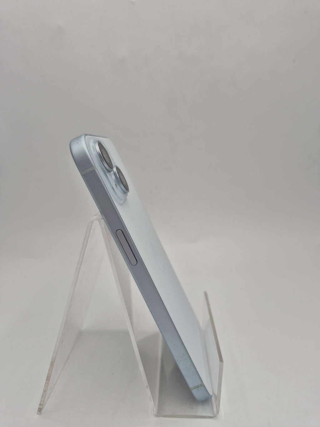 Apple iPhone 15 128GB White, Grade B