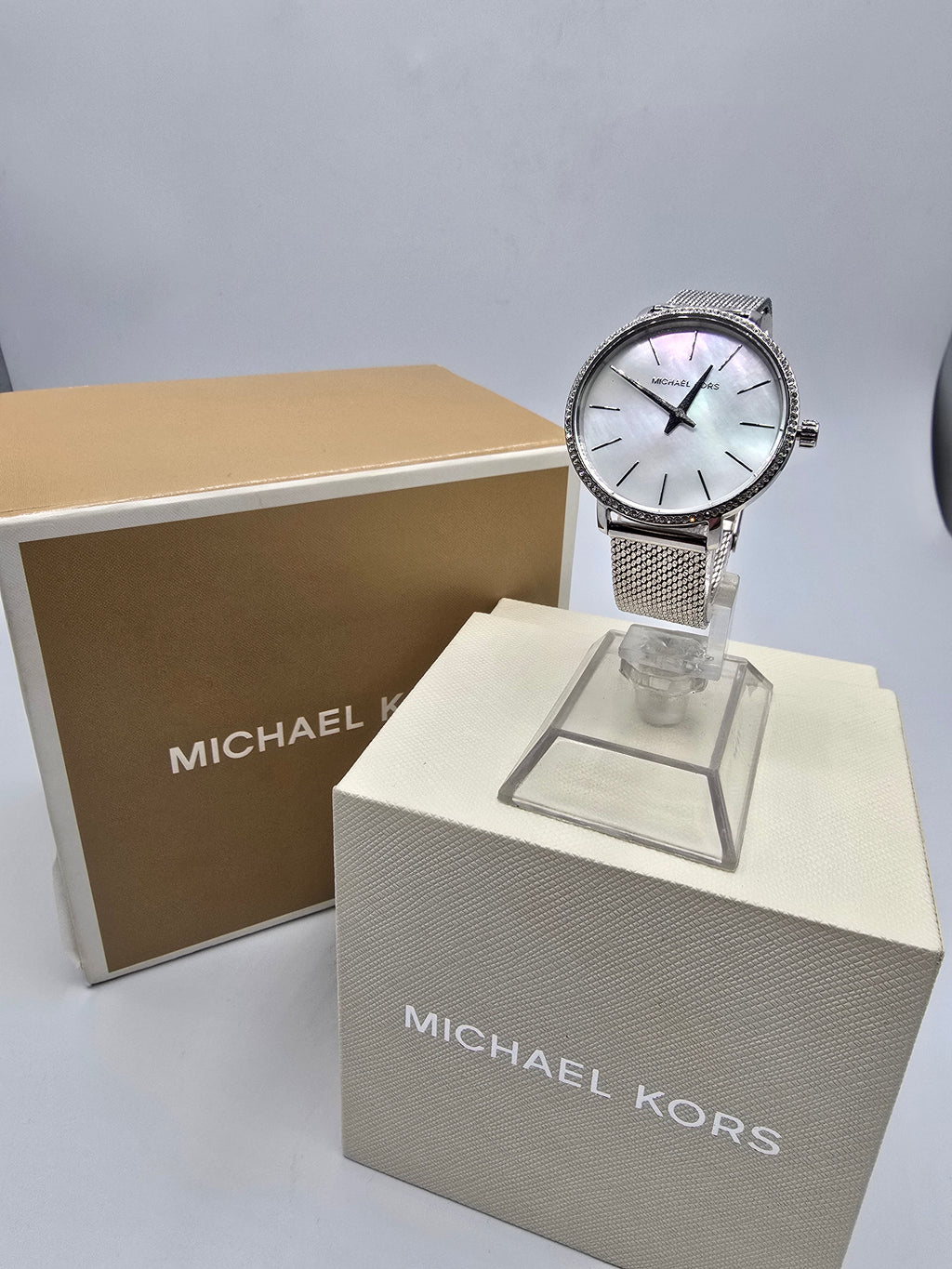 Michael Kors Watch Silver, Grade B