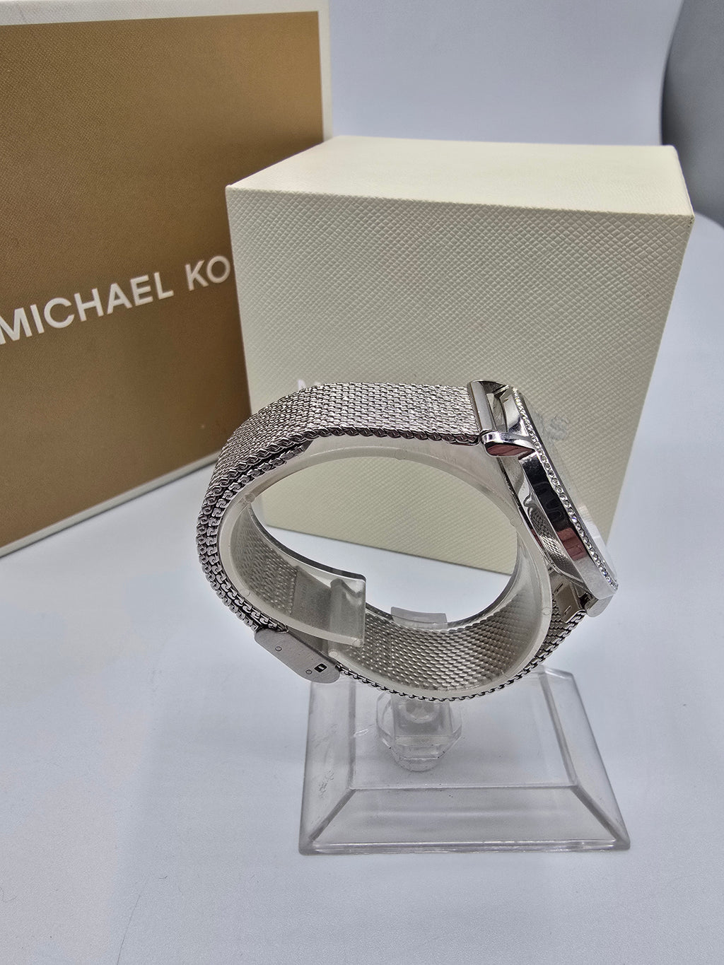 Michael Kors Watch Silver, Grade B