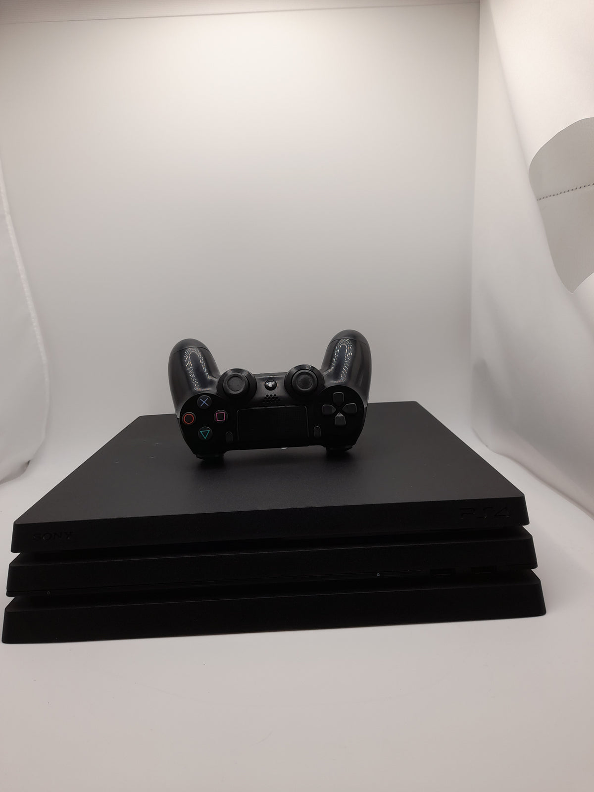 Sony PS4 Pro 1TB Black, Grade B