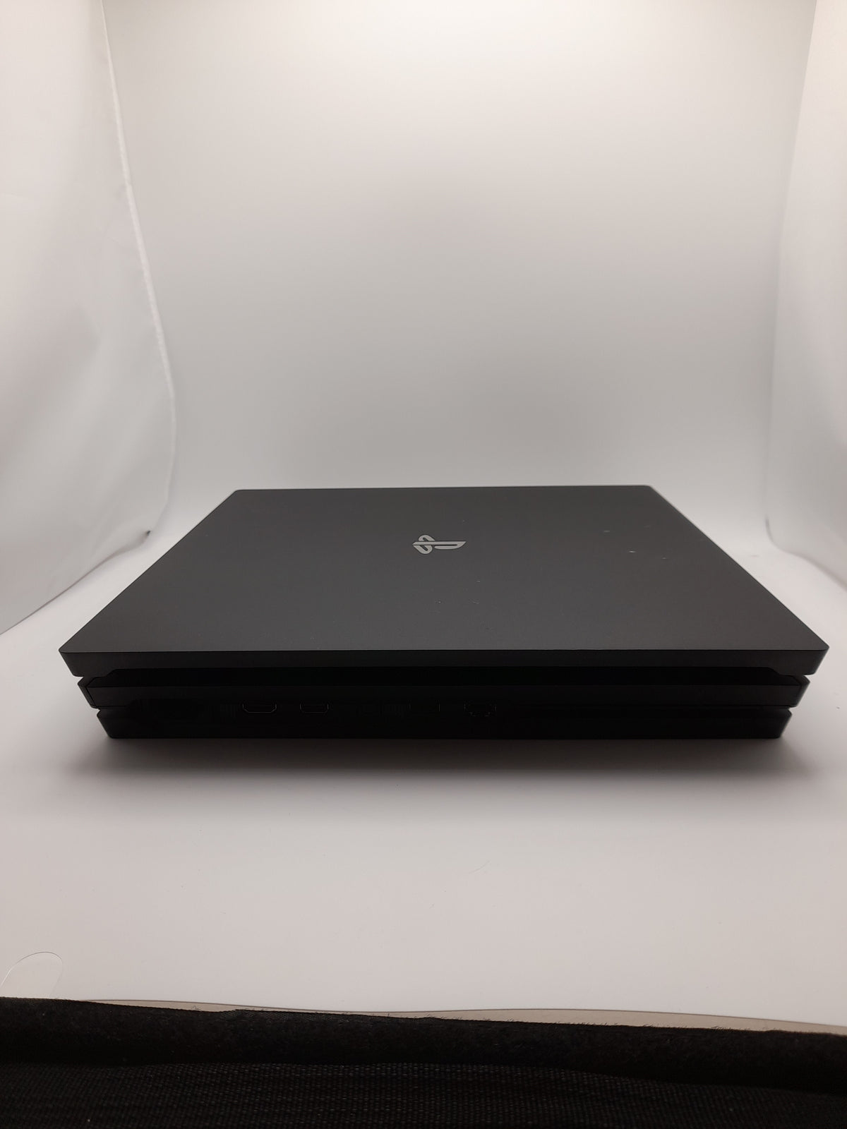 Sony PS4 Pro 1TB Black, Grade B