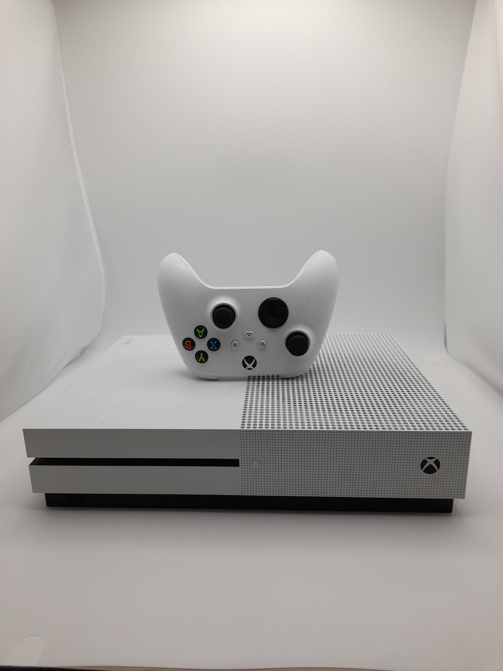 Microsoft Xbox One S 500GB White, Grade B