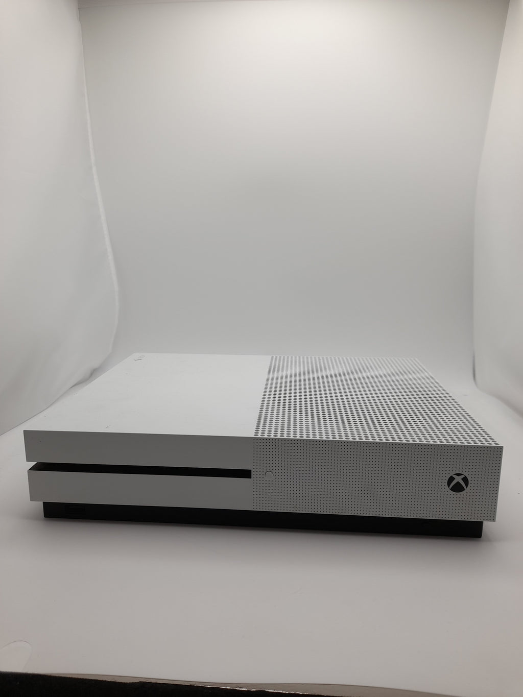 Microsoft Xbox One S 500GB White, Grade B