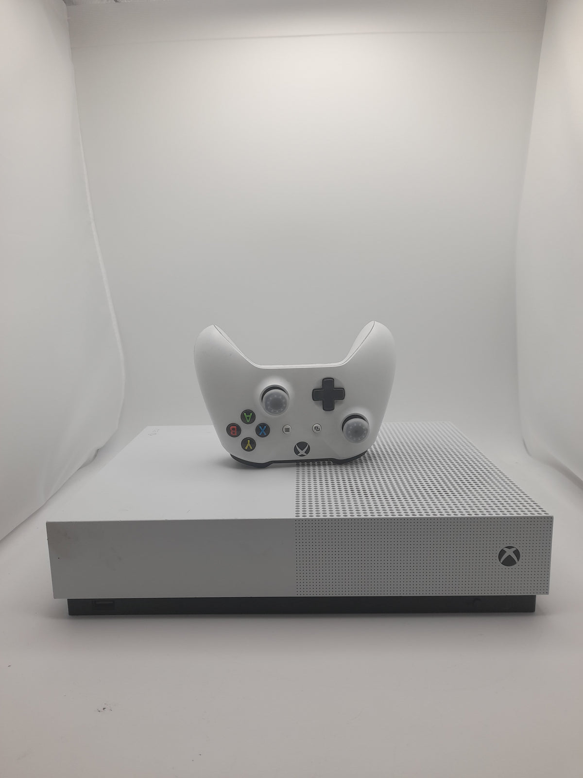 Microsoft Xbox One S All-Digital 1TB White, Grade B