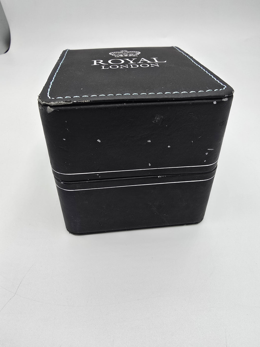 Royal London Gents Watch Black, Grade B
