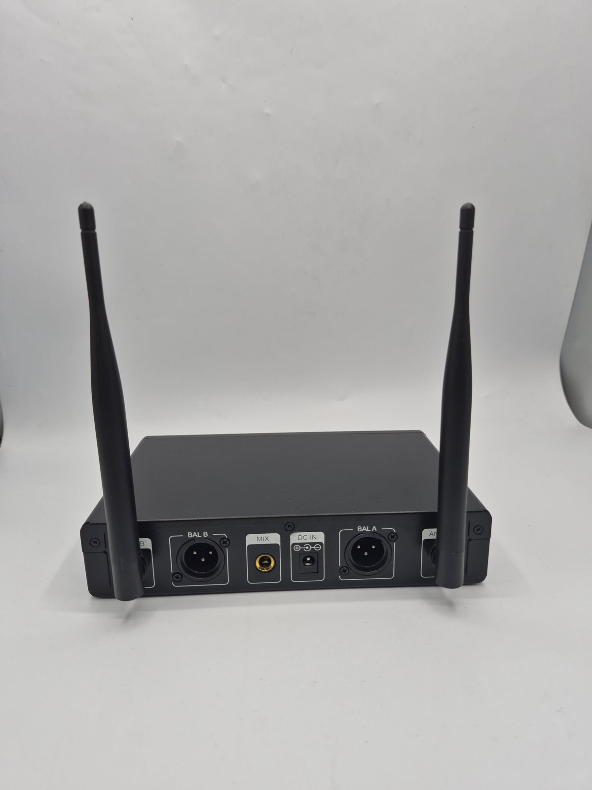 Tonor tw820 wireless mics Black, Grade - B
