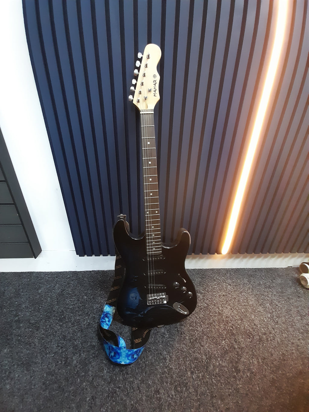 Mahar Electric Guitar,Grade C