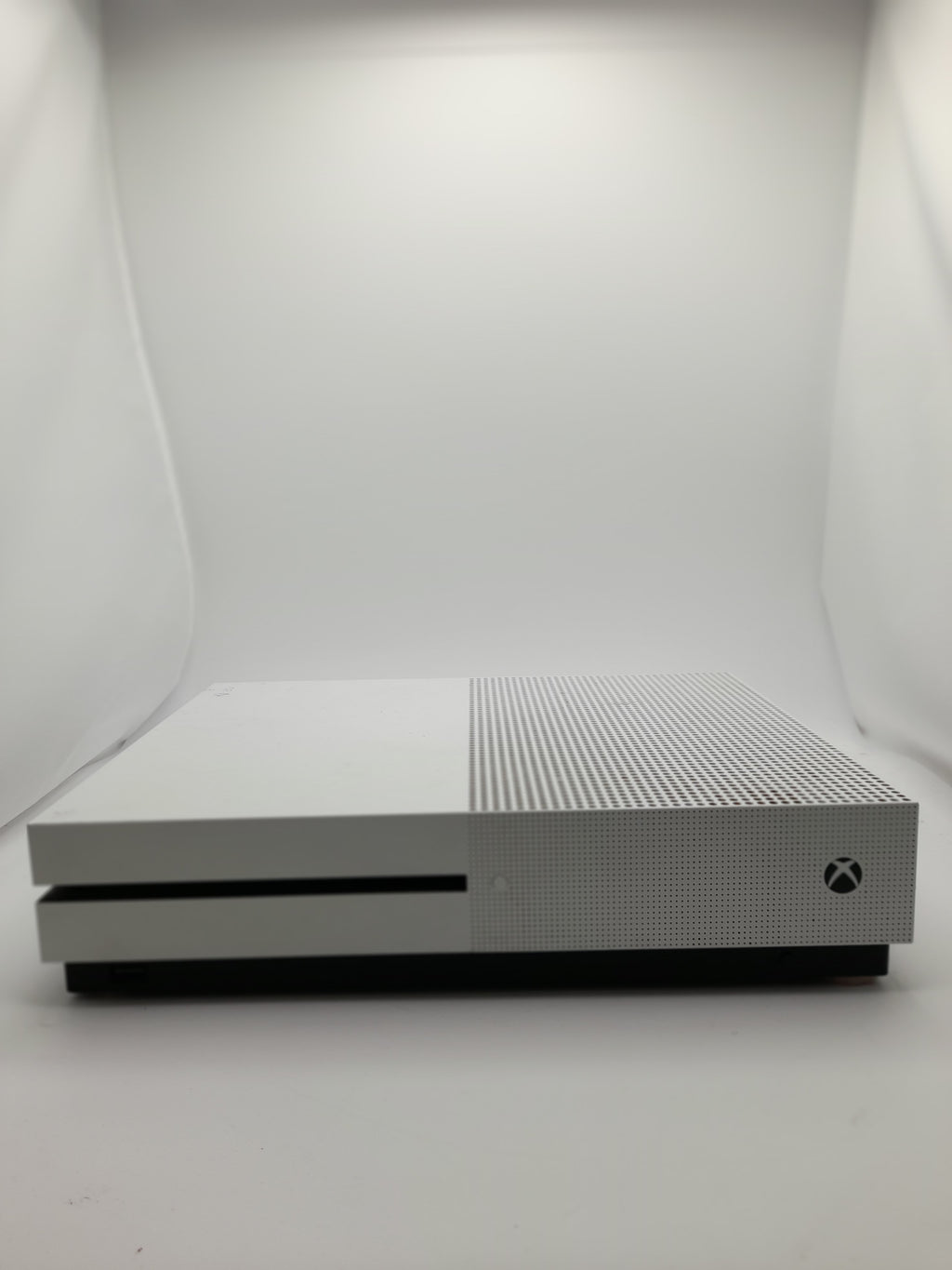 Microsoft Xbox One S 500GB White, Grade B