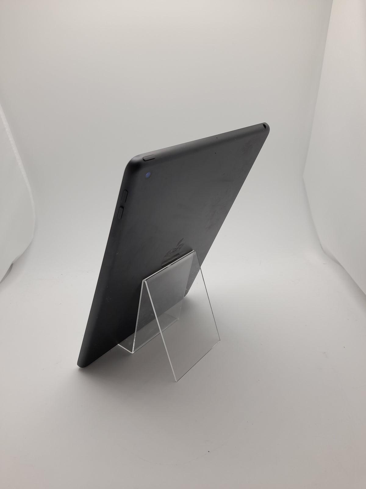 Apple iPad (8th gen) 32GB Space Grey, Grade A