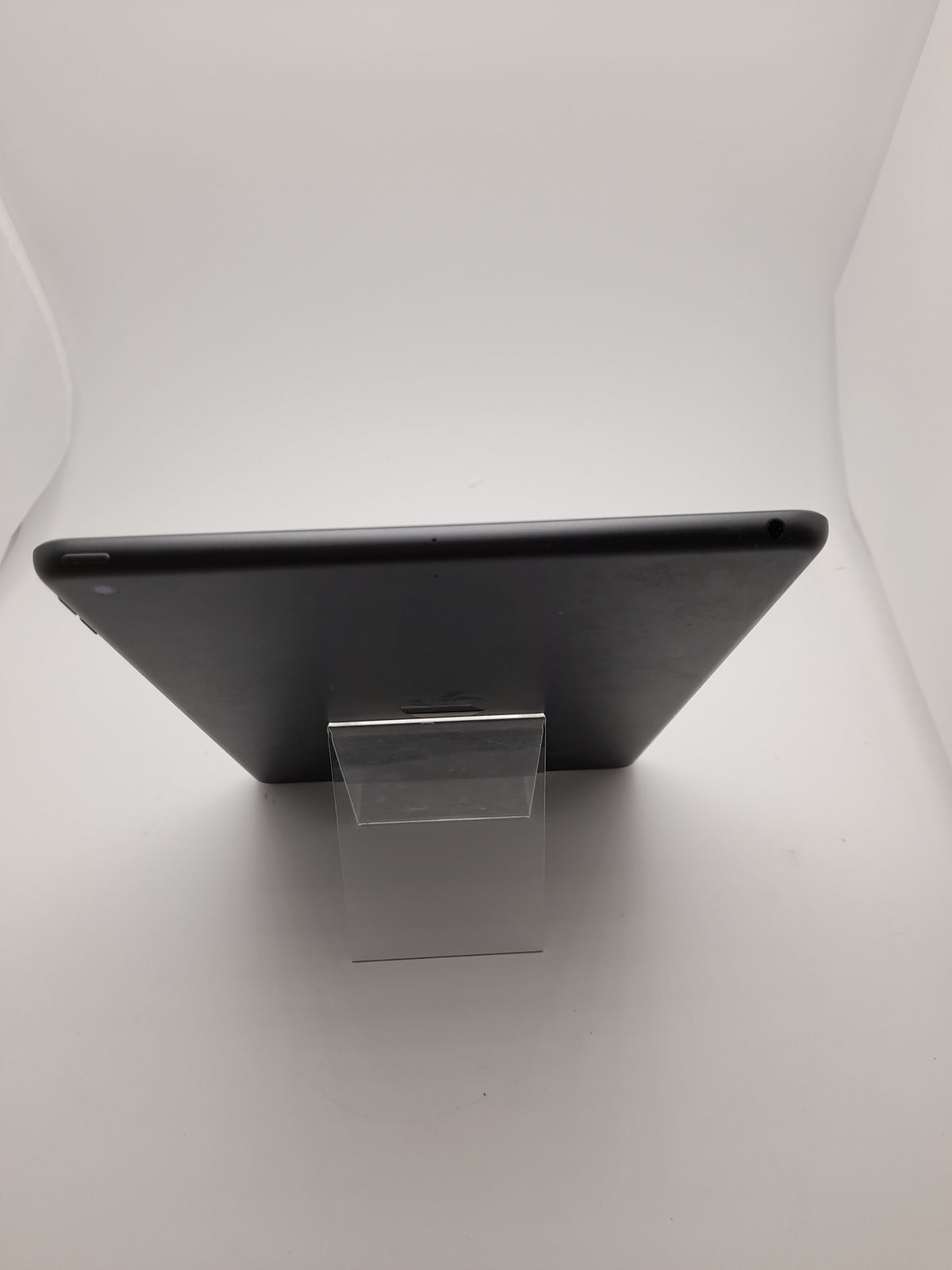 Apple iPad (8th gen) 32GB Space Grey, Grade A