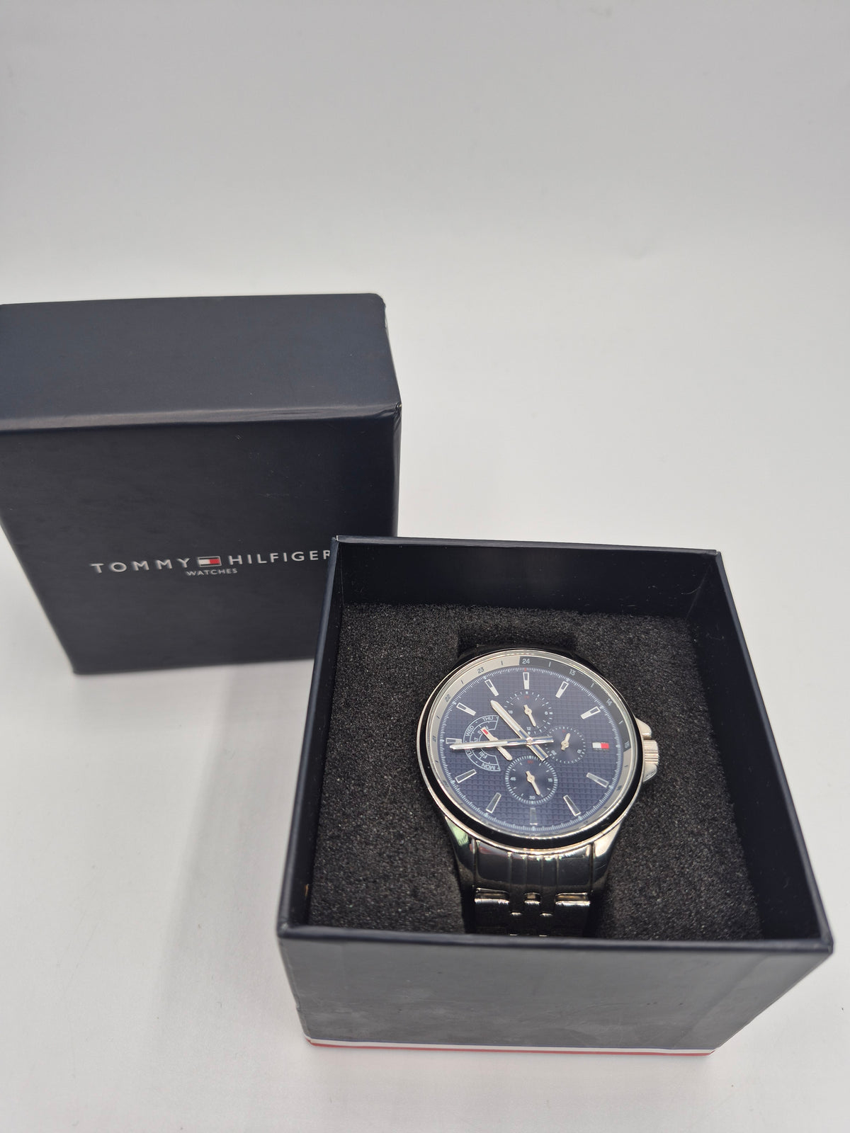 Tommy Hilfiger th.373.1.14.2660 Silver, Grade B