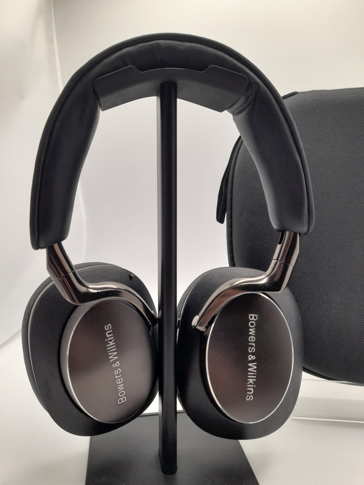 Bowers and Wilkins Headphones,Grade B