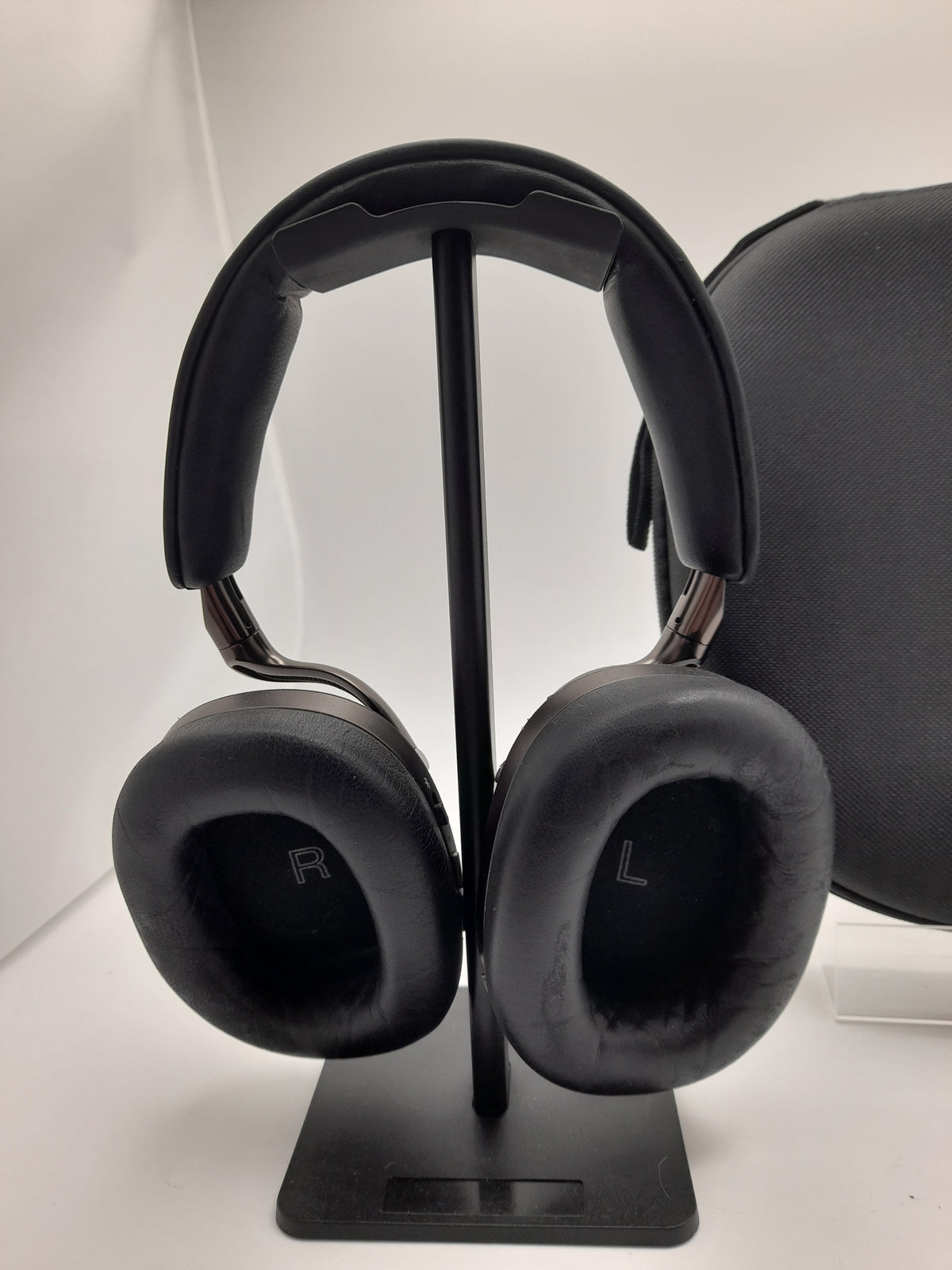 Bowers and Wilkins Headphones,Grade B