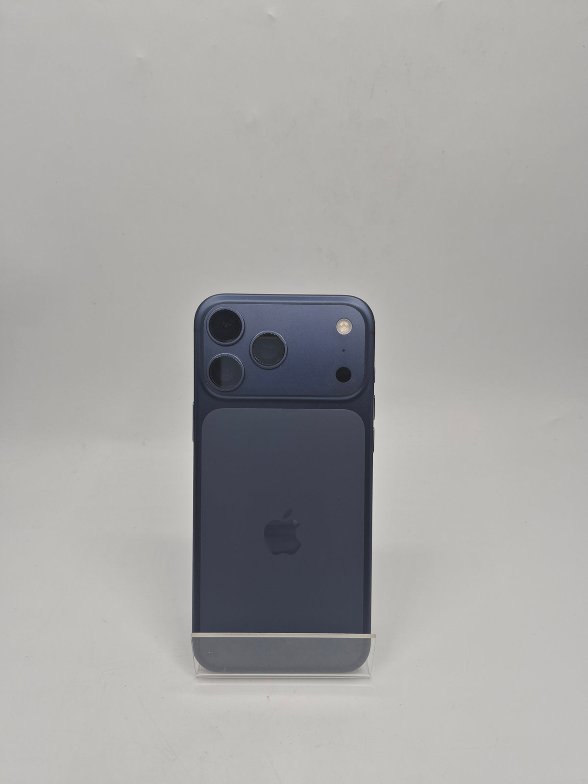 Apple iPhone 17 Pro Max 256GB Deep Blue, Grade B