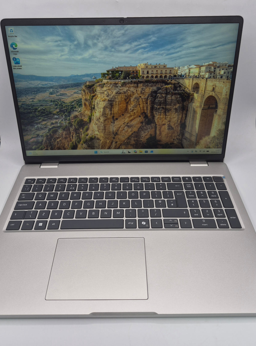 Dell Pro 16 512GB Laptop Silver, Grade B