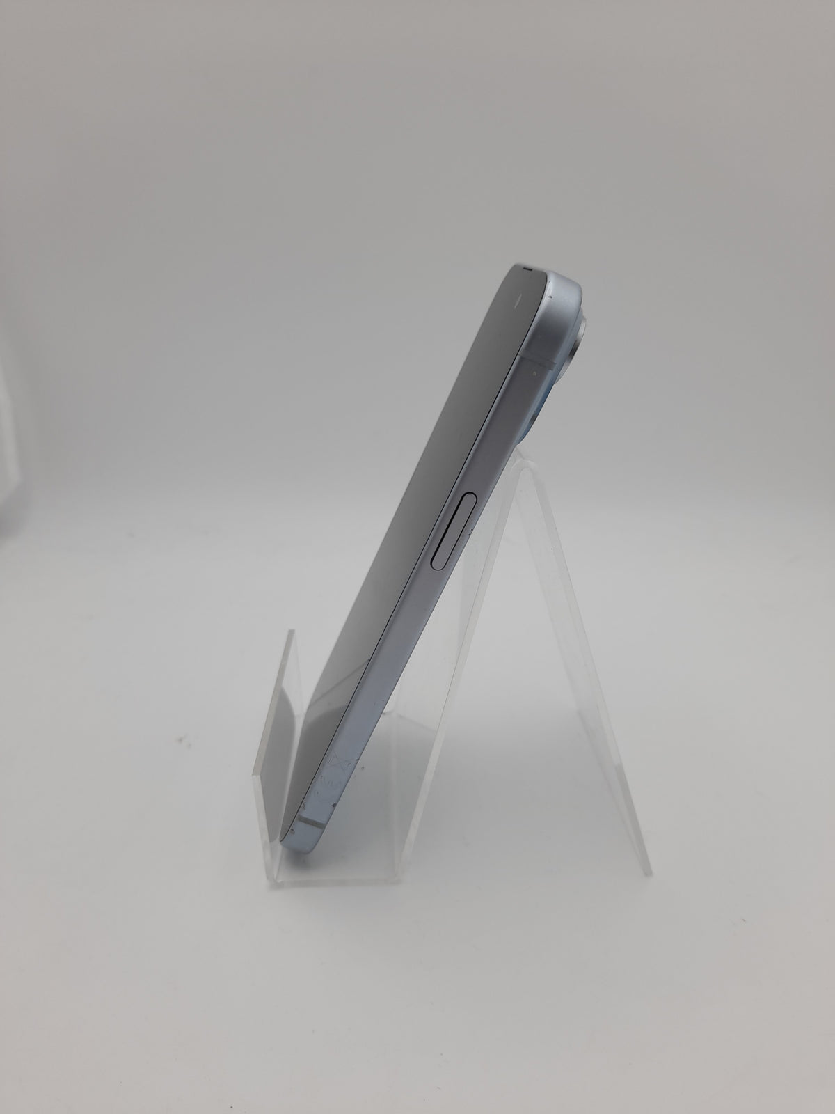 Apple iPhone 15 128GB Light Blue, Grade B