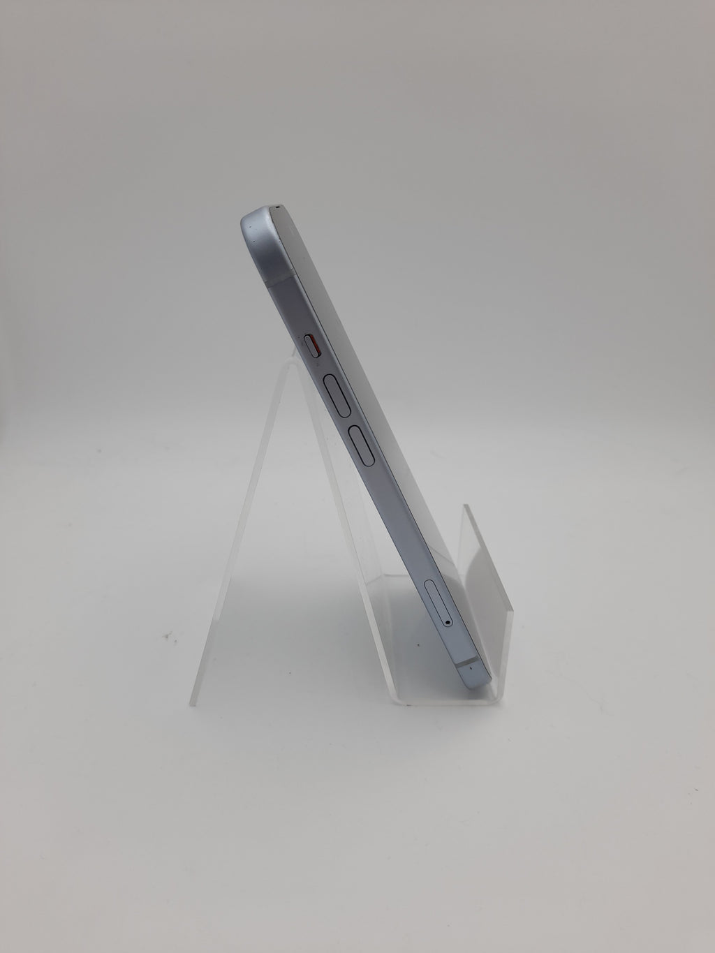 Apple iPhone 15 128GB Light Blue, Grade B