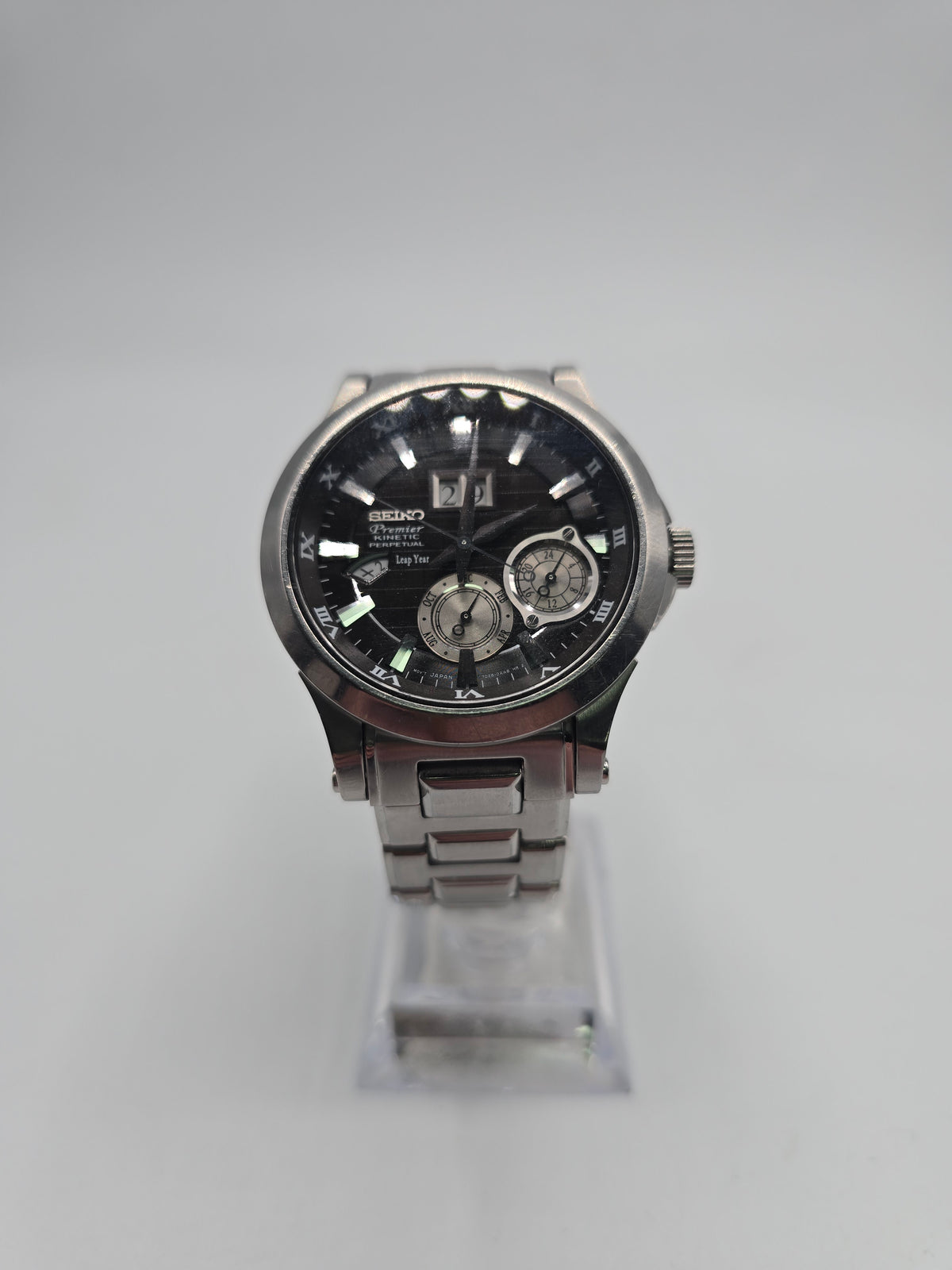 Seiko Premier Kinetic Calender Watch, Grade C