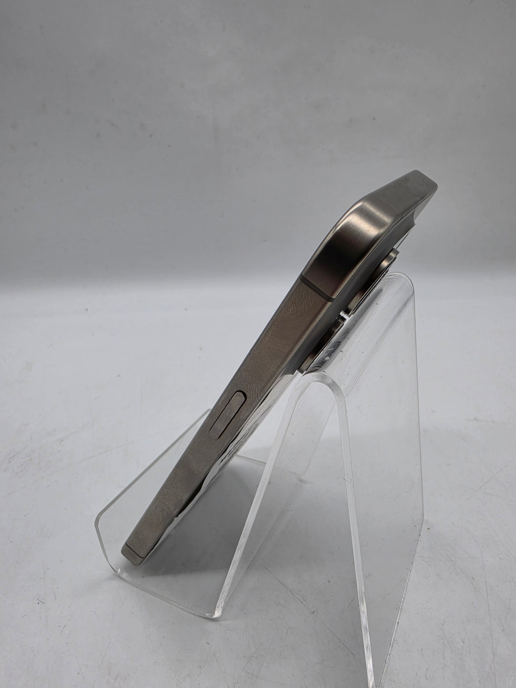Apple iPhone 15 Pro 256GB Silver, Grade B