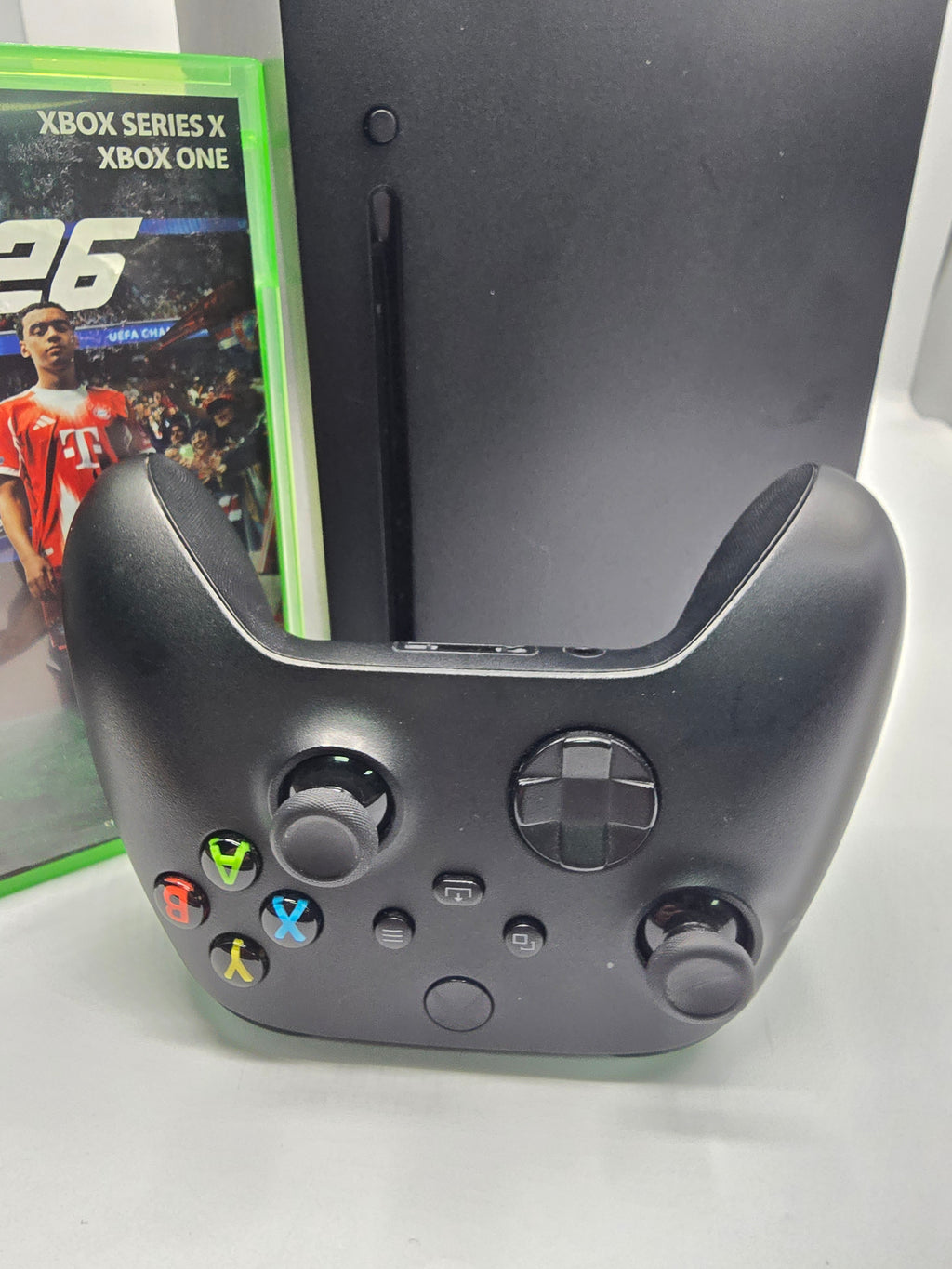XBox Series X with One Controller and Game Black, Grade B