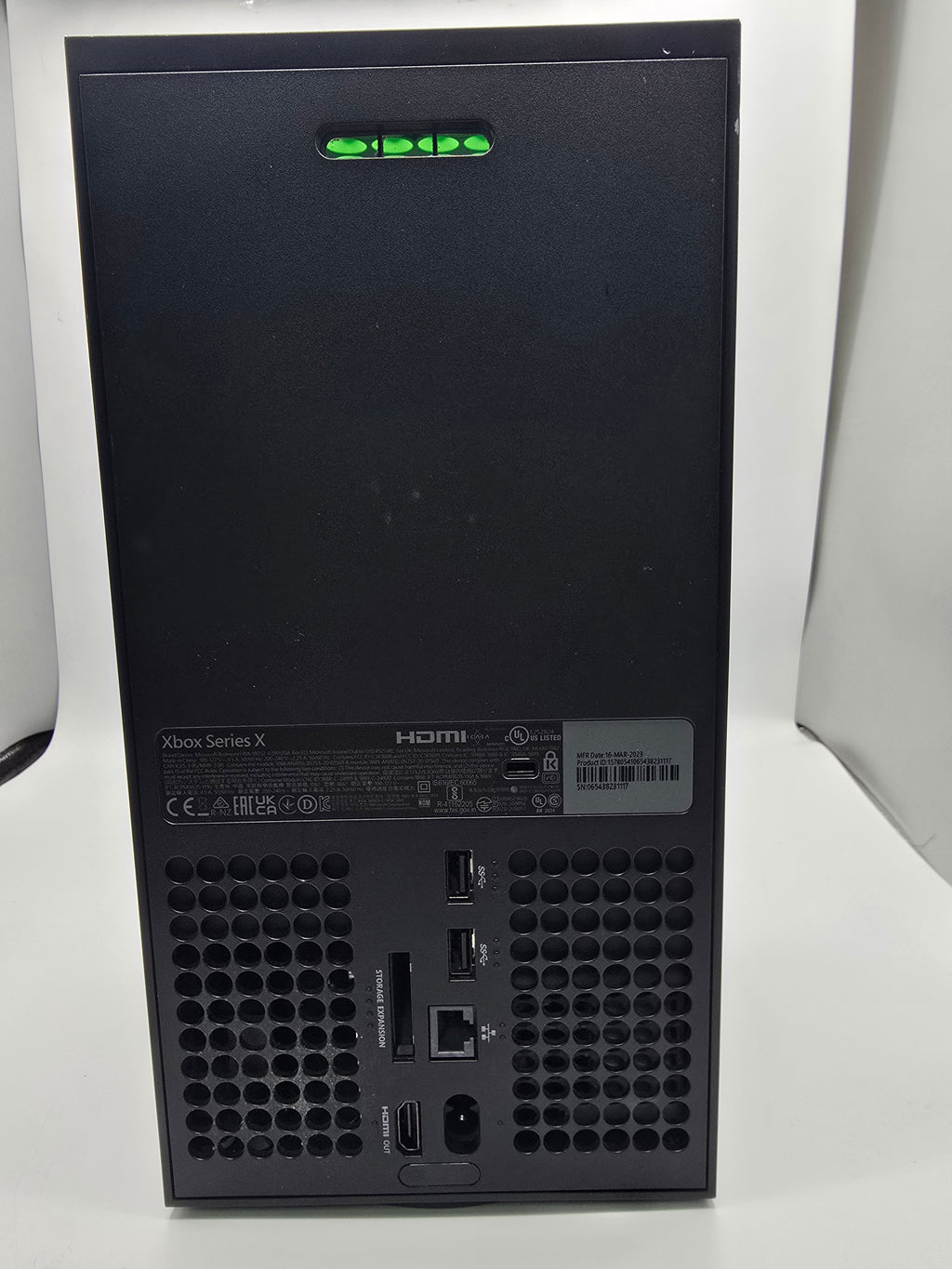 XBox Series X with One Controller and Game Black, Grade B