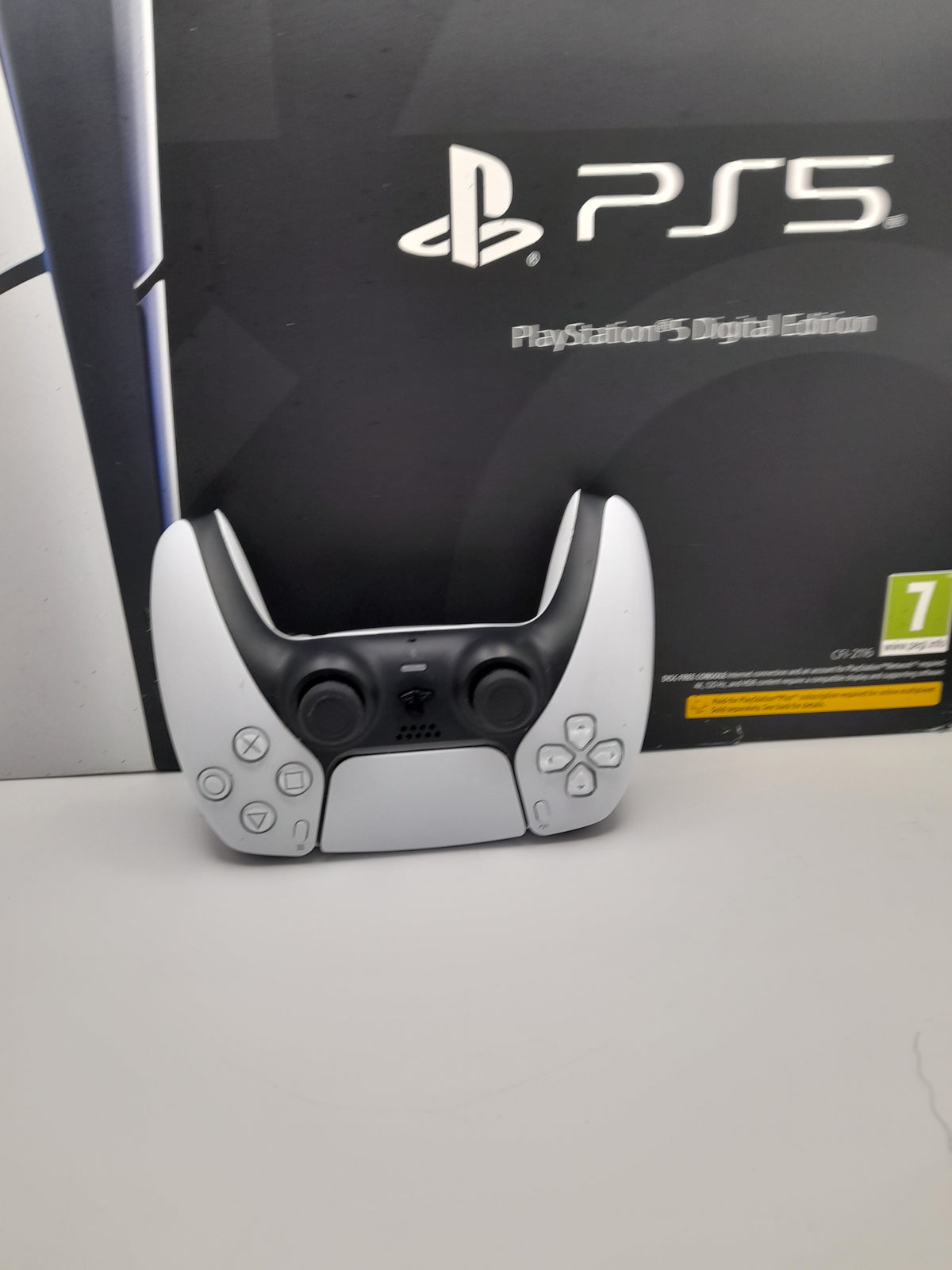Sony PS5 Digital Edition ,825GB, White,Boxed, Grade B