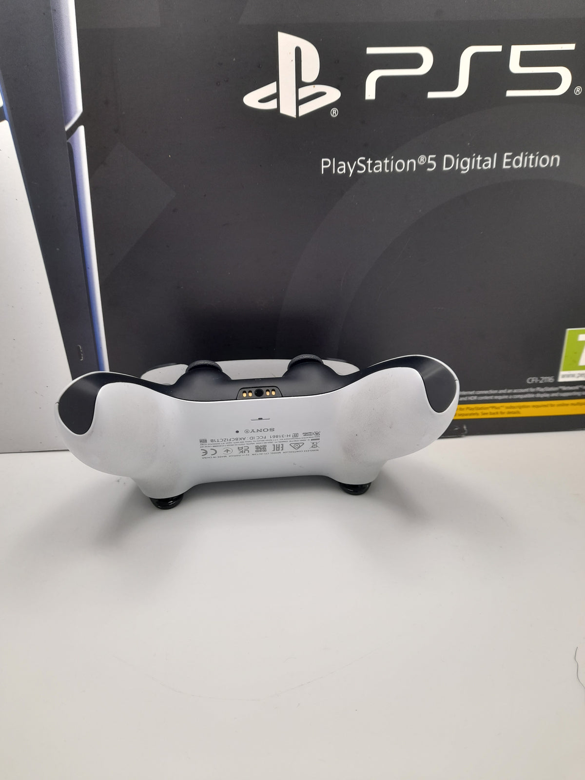 Sony PS5 Digital Edition ,825GB, White,Boxed, Grade B