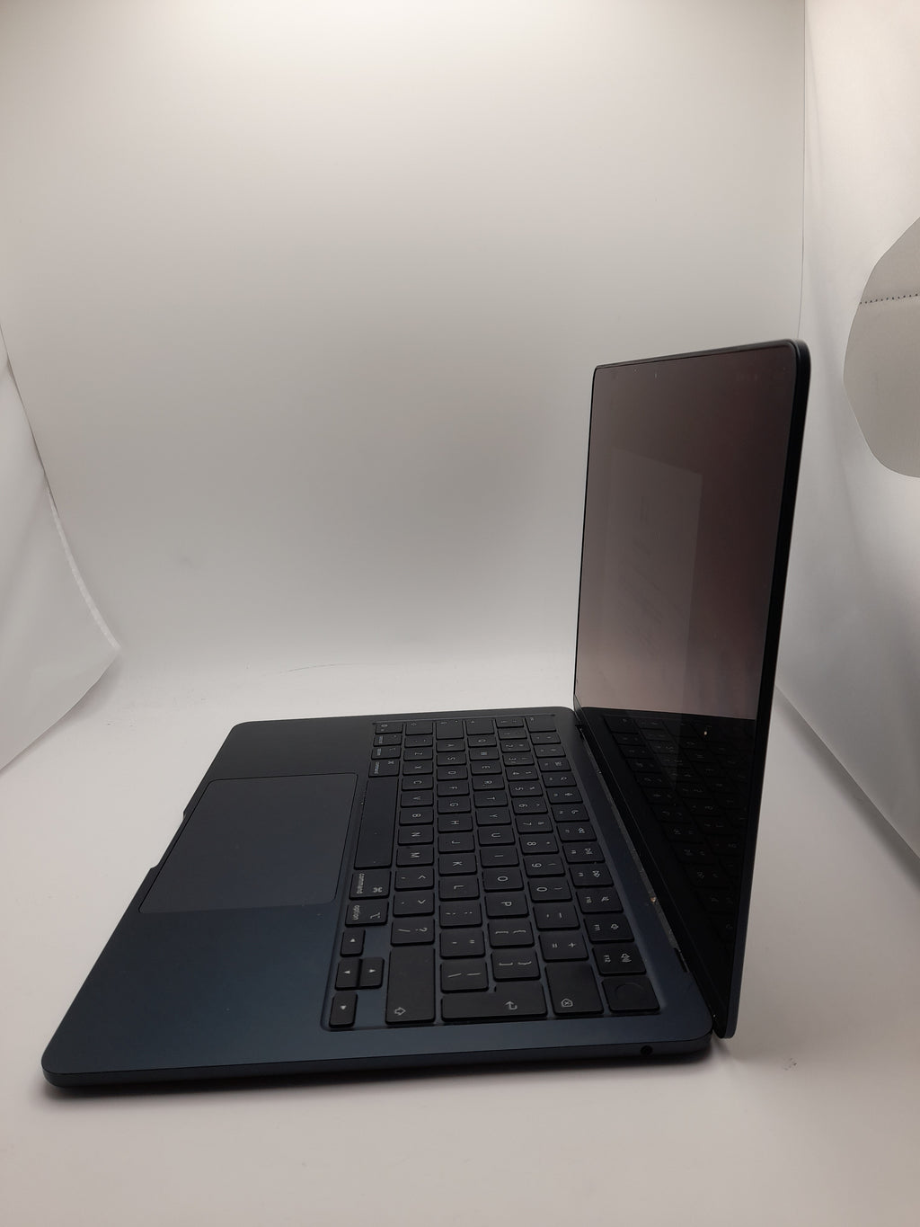 Apple MacBook Air 13" M4 256GB Grey, Grade B