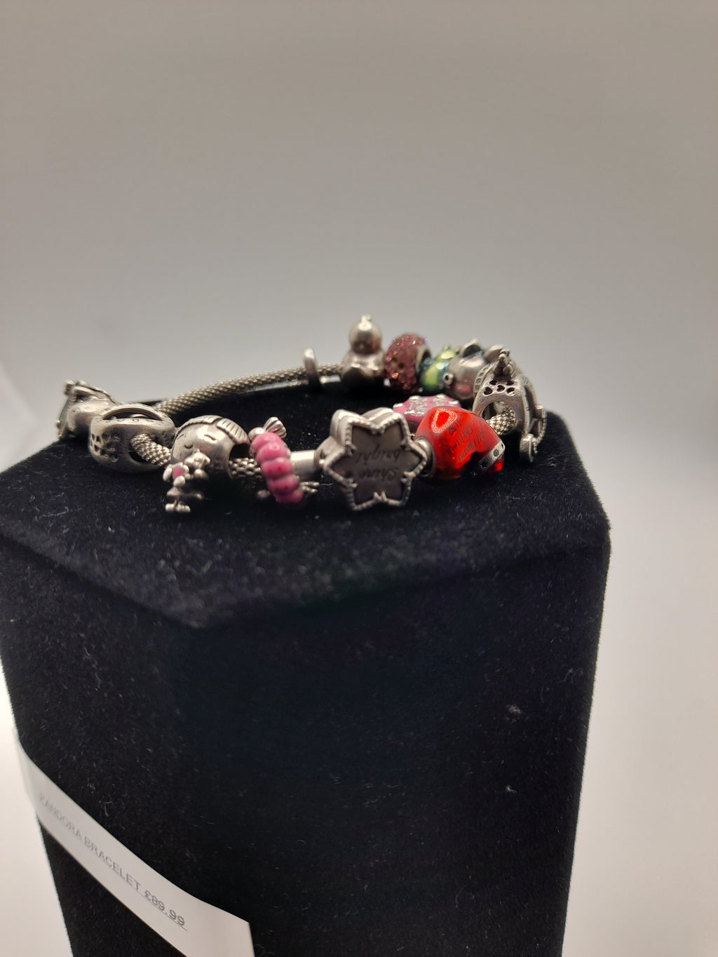Pandora Charm Braclet With 12 Charms -Grade B