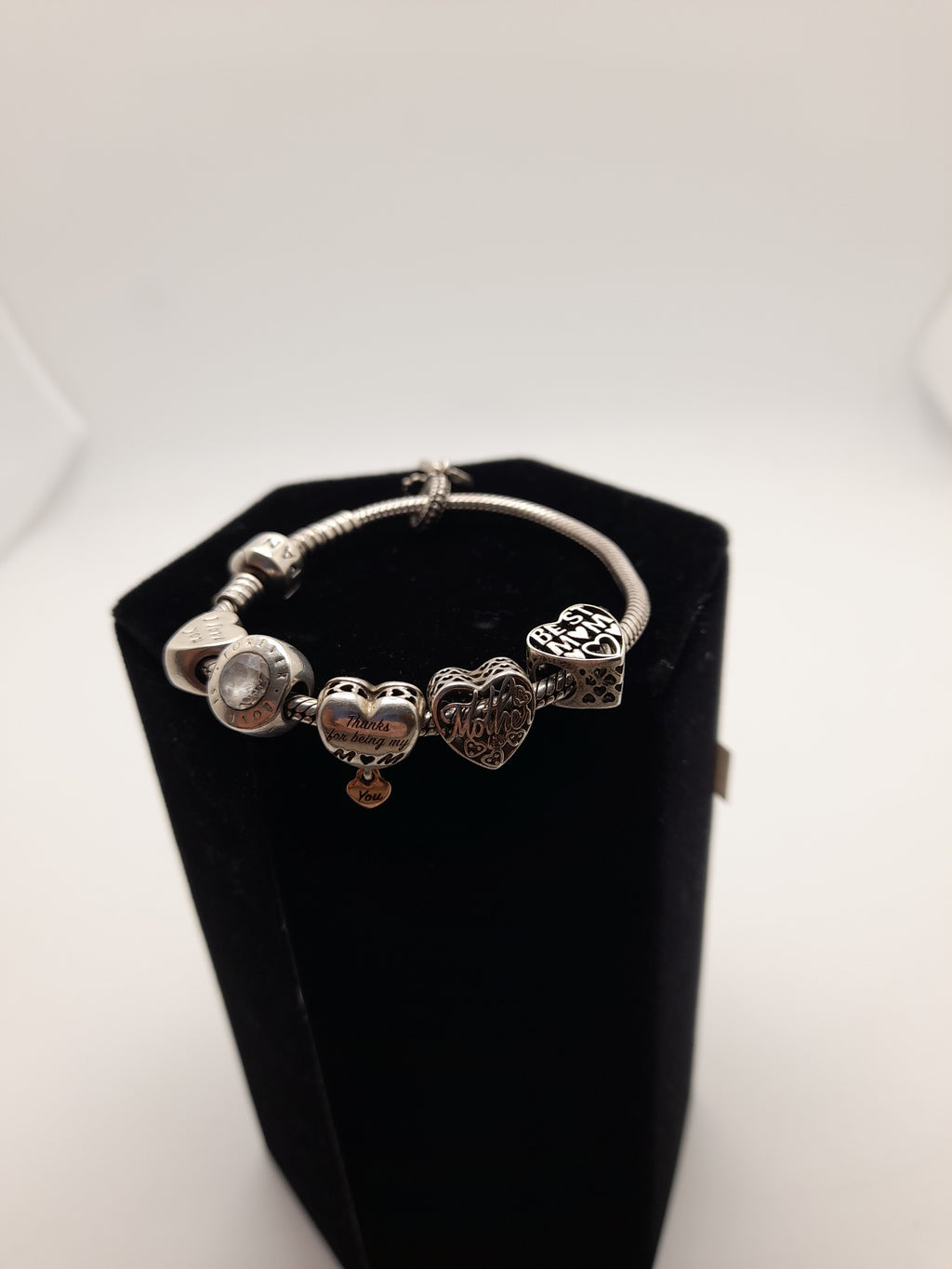Pandora Charm Braclet With 9 Charms - Grade B
