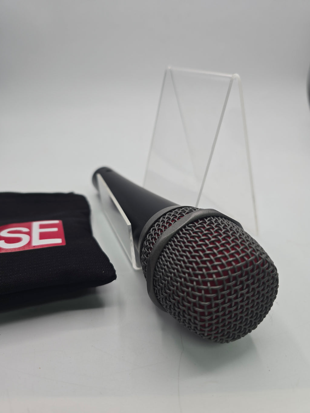 SE V7 Supercardoid Microphone Black, Grade B