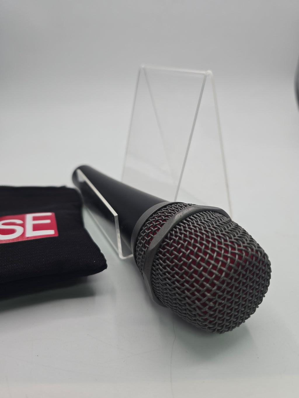 SE V7 Supercardoid Microphone Black, Grade B