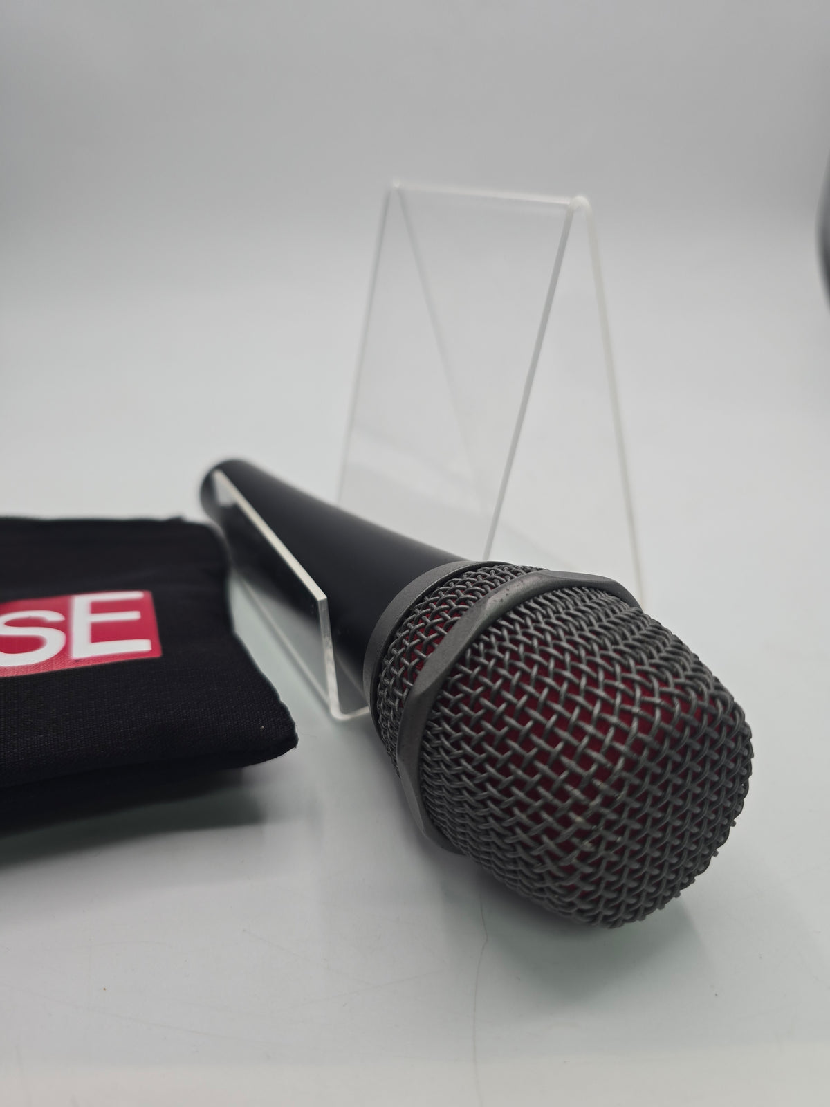 SE V7 Supercardoid Microphone Black, Grade B