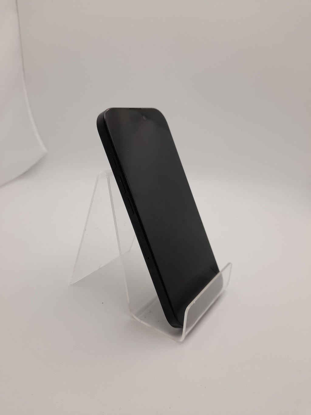 Apple iPhone 16 Pro 256GB Black Titanium, Grade A