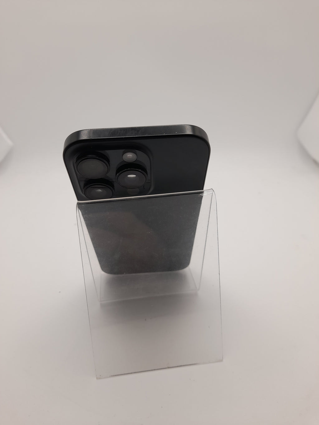 Apple iPhone 16 Pro 256GB Black Titanium, Grade A